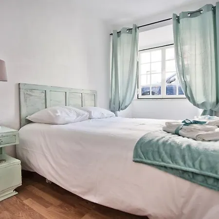 Close 2 Belem Apt 아파트